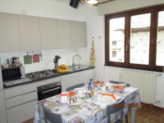 B & B Sentiero Valtellina Castello dell'Acqua Екстер'єр фото